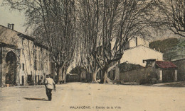 CPA 84 MALAUCENE ENTREE DE LA VILLE CP TOILEE - Malaucene