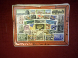 1  PLAQUE  DE  50   TIMBRES   DE  LA RUSSIE URSS - Collections