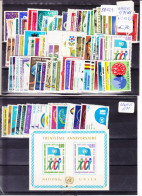 NATIONS UNIES Lot ** MNH, Quelque Obl, Forte Cote (8B525) - Collections, Lots & Séries