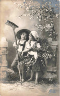 ENFANT - Portraits -  Rateau - Des Enfants Déguisés En Paysans -  Carte Postale Ancienne - Portraits