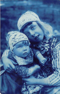 ENFANT - Portraits - Deux Enfants De La Campagne -  Carte Postale Ancienne - Portraits