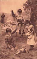 ENFANT - Dessin D'enfants - Trois Dans Leur Jardin Et Jouant Avec Leur Chat -  Carte Postale Ancienne - Dibujos De Niños