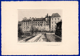 1730.FRANCE. CHATEAU DE BLOIS FACADE ORIGINAL ETCHING. OVERALL SIZE 18.8 X 13, PICTURE SIZE 10.7 X 8, SIGNED LOWER RIGHT - Eaux-fortes