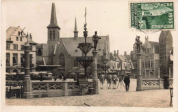 BELGIQUE - Bruxelles - Place Des Bailles - Eglise Saint Jacques De Compostolle - Carte Postale Ancienne - Bauwerke, Gebäude