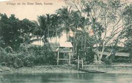 BURMA - Myanmar -  Village Au Bord De La Rivière - Carte Postale Ancienne - Myanmar (Burma)