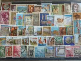 GRECE  LOT DE 50 TP OBLITERES TOUS DIFFERENTS - Collections