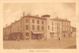 CPA 42 FEURS / PLACE CHARLES DERIAN - Feurs