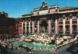 ROME, TREVI FOUNTAIN, STATUES, MONUMENT, ITALY - Fontana Di Trevi