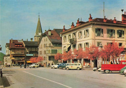 Monthey Place Du Marché Et Avenue De France Oldtimer  Bus VW   (10x15cm) - Monthey