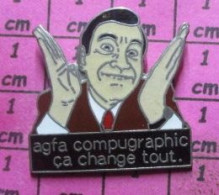 918A  Pin's Pins / Beau Et Rare / INFORMATIQUE / MISTER BEAN ? AGFA COMPUGRAPHIC CA CHANGE TOUT - Informatica