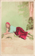 FANTAISIES - Femme Allongée Sur Un Rocher - Colorisé - Carte Postale Ancienne - Femmes