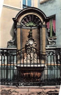 BELGIQUE - Saumur - Manneken - Pis - Colorisé - Carte Postale Ancienne - Monumenten, Gebouwen