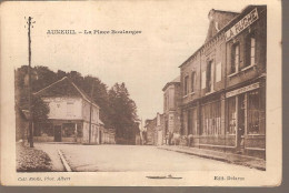 60 - Auneuil (oise) - La Place Boulanger - Auneuil