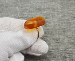 Beautiful Vintage Amber Ring - Rings