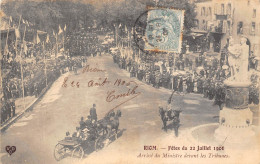 63-RIOM- FÊTES DU 22 JUILLET 1906- ARRIVE DU MINISTRE DEVANT LES TRIBUNES - Riom