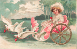 FANTAISIES - Un Enfant Tiré Sur Une Carrosse Tirée Par Deux Oiseaux - Colorisé -  Carte Postale Ancienne - Autres & Non Classés