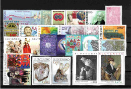 * Slovaquie 2013 Mi 699-725, (MH), L'année Complete, Infime Trace De Charniere, Sans Les Timbres De Carnets - Full Years