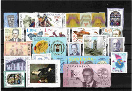 * Slovaquie 2014 Mi 726-753, (MH), L'année Complete, Infime Trace De Charniere, Sans Les Timbres De Carnets - Años Completos