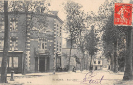 CPA 53 MAYENNE / RUE COLBERT - Other & Unclassified