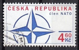 CZECH REPUBLIC 212,used,falc Hinged,Nato - Oblitérés