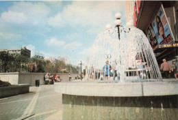 BELGIQUE - Bruxelles - Underground - Pré De Namur - Fontaine -  Carte Postale - Avenues, Boulevards