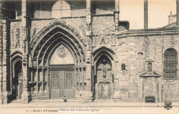 FRANCE - Saint-Étienne  - L'entrée De La Grande église - Carte Postale Ancienne - Saint Etienne