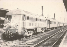 TRANSPORTS - Chemins De Fers - SNCB Bruxelles Midi Vers 1958 - Locomotive Diesel électrique - Carte Postale - Eisenbahnen