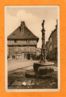 SAINT-CERE - Place Du Marcadiol  - Fontaine Et Maison - - Saint-Céré