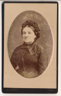 Photographie XIXe CDV Portrait De Eugénie Léocadie Pigné (1839-1907) Servante Photographe Delaporte Vincennes - Personnes Identifiées