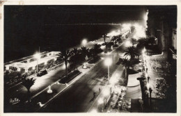 FRANCE - La Côté D'Azur - Nice - La Promenade Des Anglais La Nuit - Rella - Carte Postale - Nizza By Night