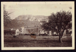 CPA 83 - HOTELLERIE DE LA STE BAUME - DEPART DES CARS - ST ZACHARIE - Saint-Zacharie