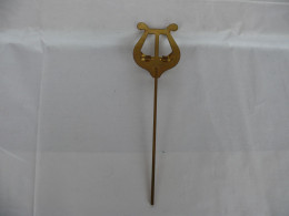 Vintage Brass Note Stand With A Pinch #1639 - Andere & Zonder Classificatie