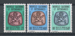 CALEDONIE Service 1986 Service N° 38/40 ** Neufs MNH Superbes C 4 €  Oreiller De Bois - Oficiales