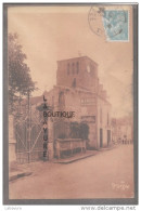 85 - LES HERBIERS--Rue Vers L'Eglise--clocher Du XII°...cpsm Pf---R* - Les Herbiers