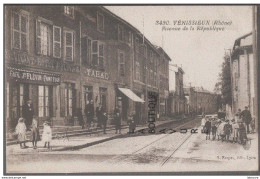 69----VENISSIEUX  Avenue De La République--café -hotel-tabac--animé - Vénissieux