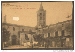 81--------LABRUGUIERE---- La  Place De L'église-----animé - Labruguière