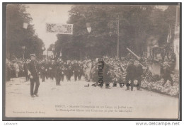 NANCY-entrée Triomphale Du 26° Corps 27Juillet 1919--La Municipalité Dépose Une Couronne Au Pied Du Cénotaphe - Monuments Aux Morts