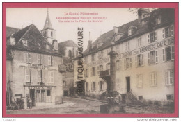 15 - CHAUDESAIGUES--Un Coin De La Place Du Gravier---Alimentaion--Hotel--animé - Autres & Non Classés