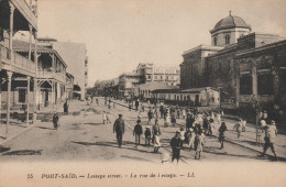 EGYPTE. PORT SAÏD. La Rue De Lesseps (animée) - Puerto Saíd