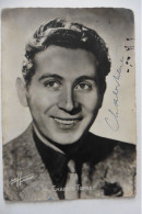 CPA Photo Signée Dédicace Autographe Chanteur Charles Trenet 1943 Studio Harcourt - Sänger Und Musiker