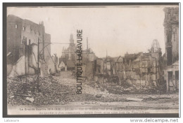 59----DOUAI--Rue De Bellain--Vue Prise De La Place D'Armes--WW1 - Douai