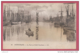 59 - DUNKERQUE--Le Port Au Soleil Couchant--voiliers--animé - Dunkerque