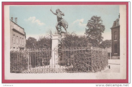 59 -AVESNES Sur HELPE--Monument Du Petit Tambour Sthrau---colorisée - Avesnes Sur Helpe