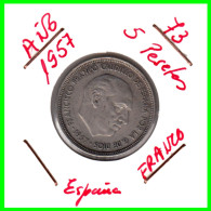 ESPAÑA ( EUROPA ) MONEDA DE 5 PESETAS DEL AÑO 1957 *73* GENERAL FRANCO ESTADO CIRCULADA - 5 Pesetas