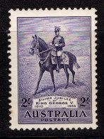 1935 Australia SG 158.  2/- Silver Jubilee Mint, Mint OG Toned Cat. £35 - Neufs