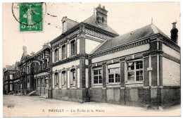 PAVILLY - Les Ecoles Et La Mairie - Pavilly