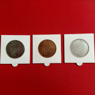 PIECES 1.5, 3 ET 30 (ARGENT) EURO TEMPORAIRE VILLE DE BEAUMONT - PERIGORD - Euros Des Villes