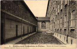 CPA Fresnes Etablissements Penitentiaires Entree Des Cellulaires (1349100) - Fresnes