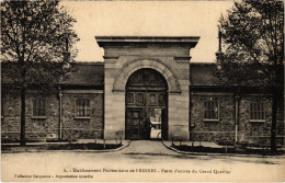 CPA Fresnes Etablissements Penitentiaires Porte Entree (1349107) - Fresnes