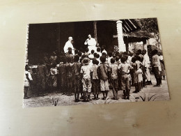 Missionarissen  H. Hart, Borgerhout - Antwerpen Missie Van Coquilhatstad  Een Lesje Aan Het Jonge Volk - Congo Belge